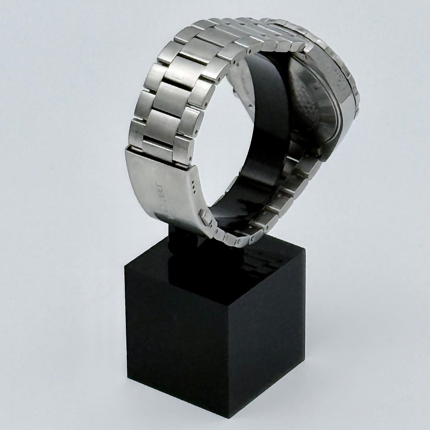 **SOLD**Tag F1 CAZ1014 2022 Model