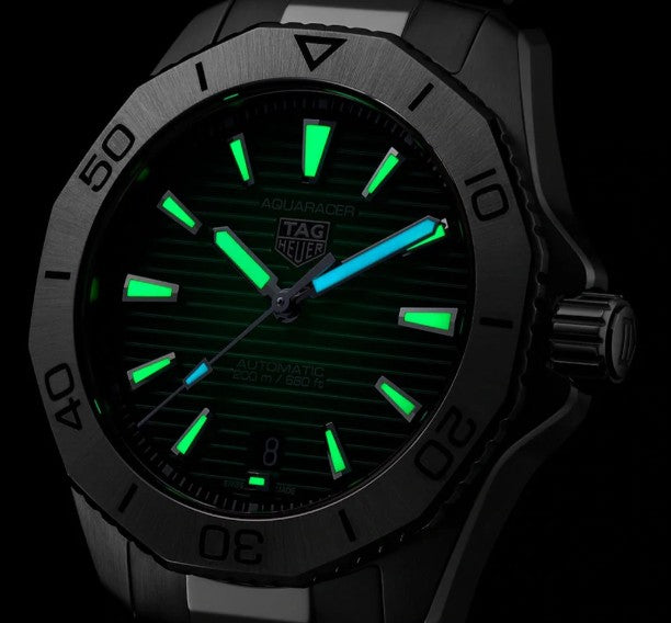 Tag Aquaracer Professional 200