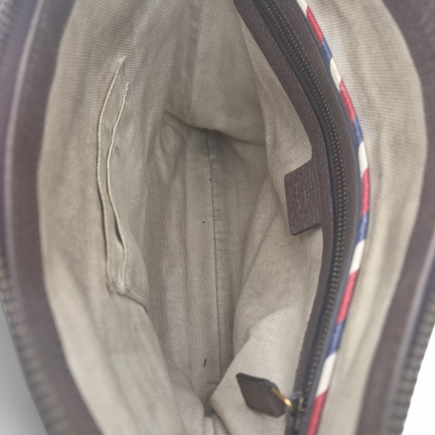 Gucci GG Supreme Messenger Courier Bag