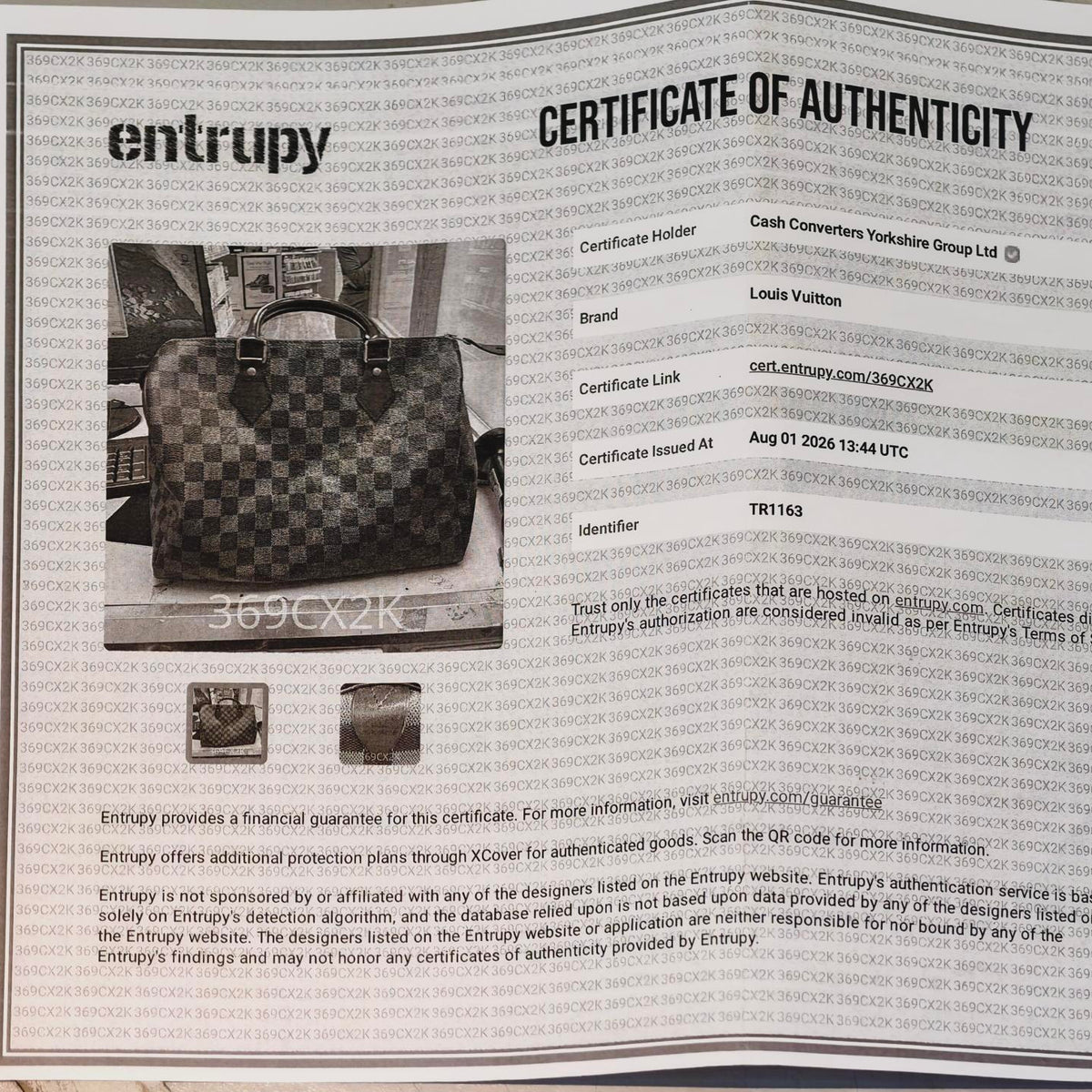 Gucci GG Supreme Flap Messenger