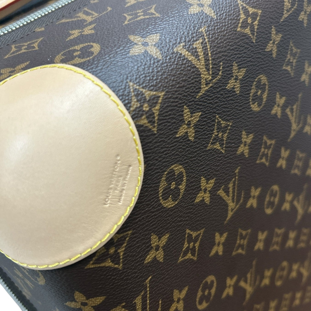 Louis Vuitton Horizon 55 suitcase