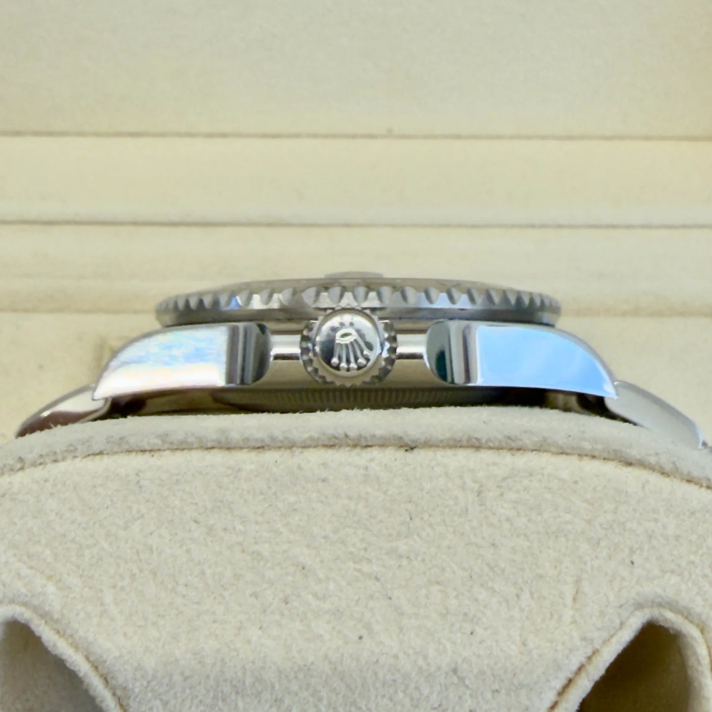 Rolex GMT-Master II / Reference 116710LN