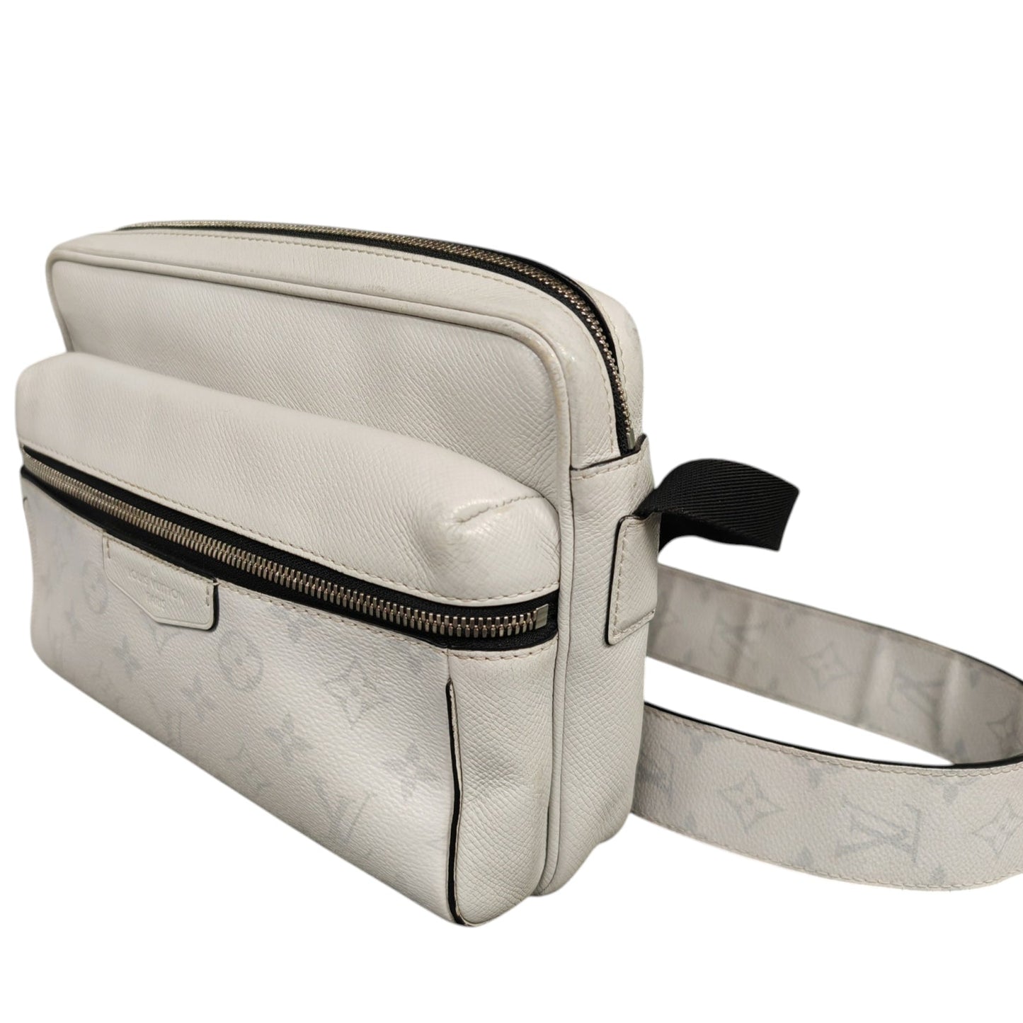 Louis Vuitton Taïgarama Outdoor Messenger Bag