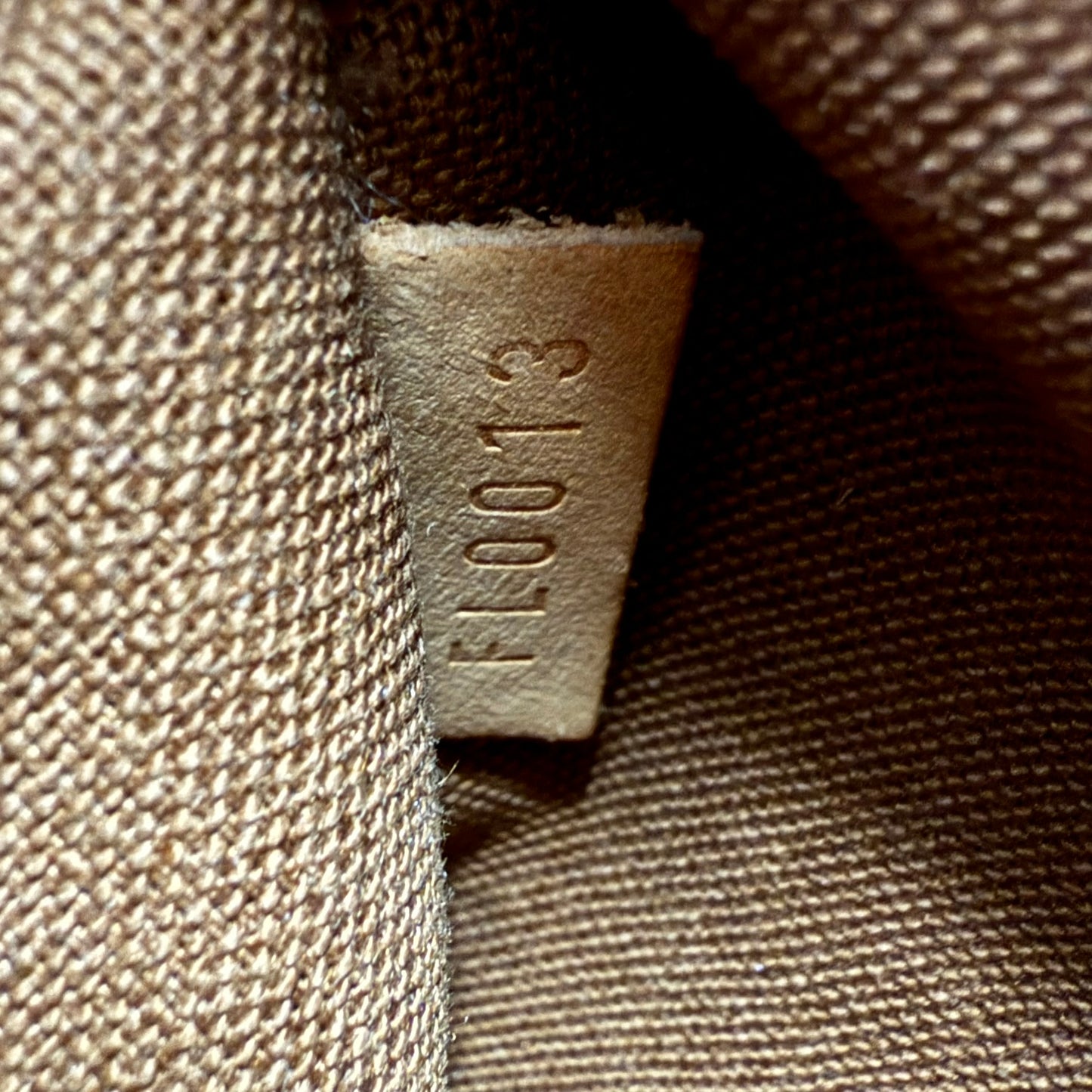 Louis Vuitton Alma PM