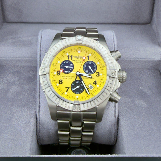 Breitling Chrono Avenger M1 / Ref E73360