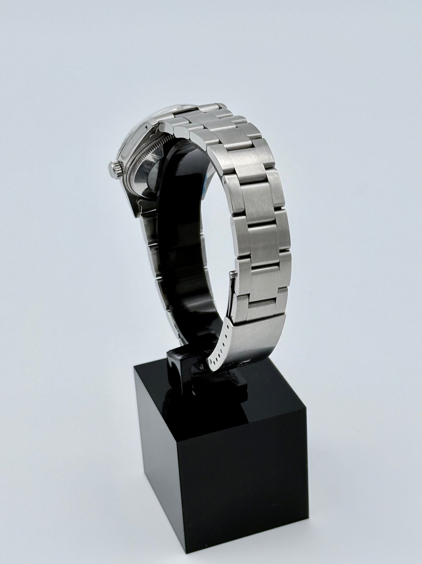 **SOLD**Rolex Oster Perpetual Date. Ref 15000 circa 1982