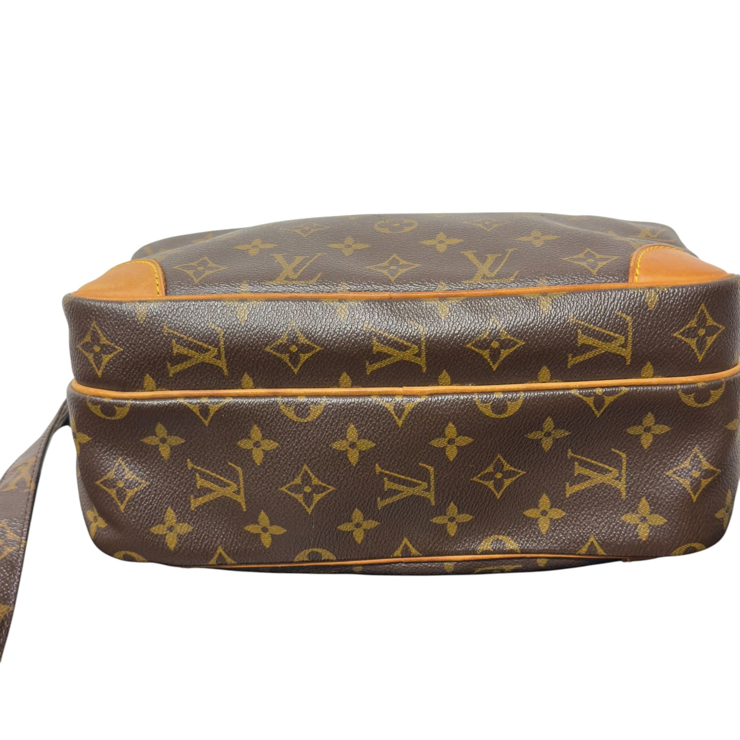 Louis Vuitton Nile Messenger Bag M45244