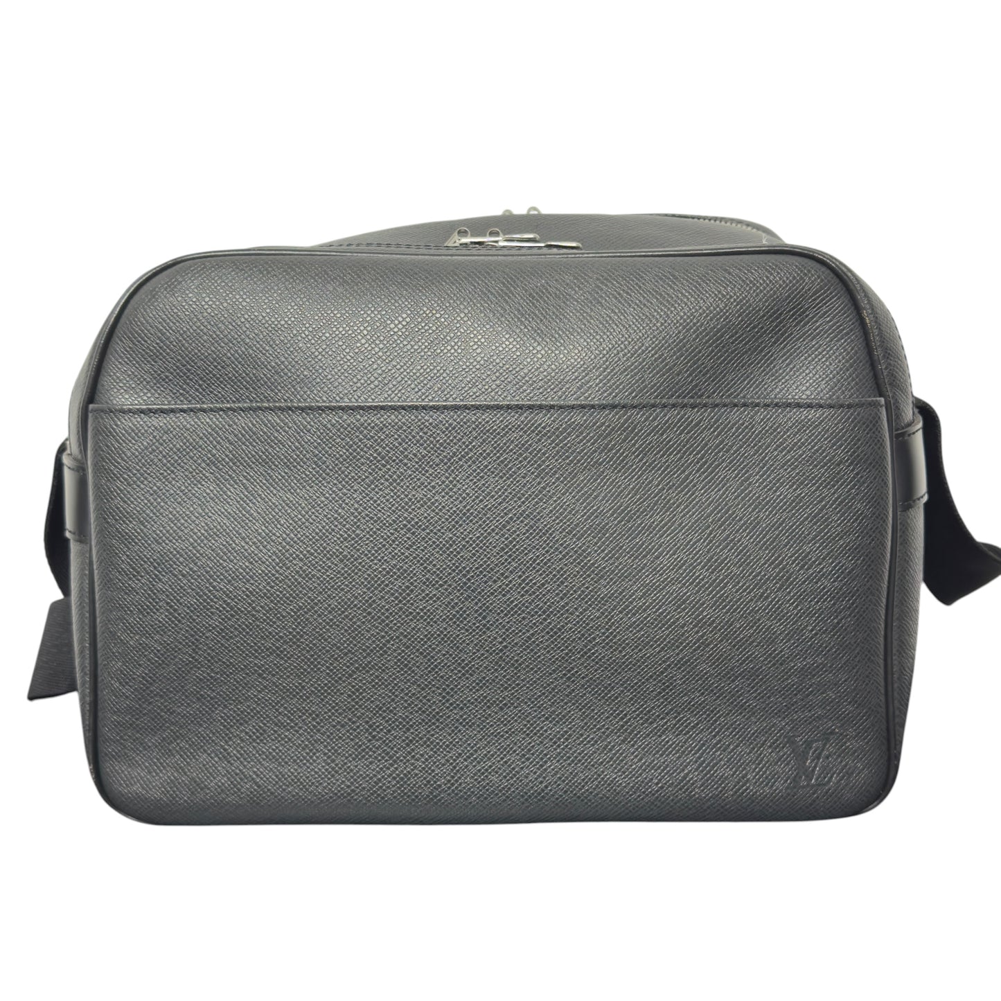 Louis Vuitton Taiga Reporter PM (Model M30152)