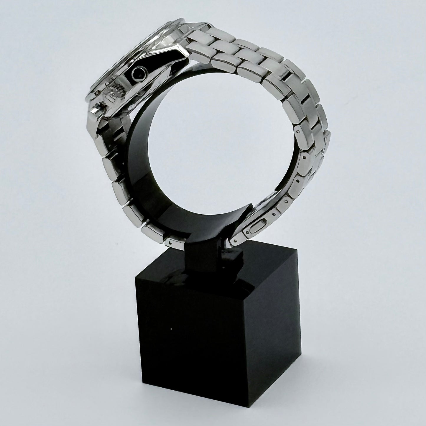 **SOLD**Tag Carrera CV2010-3