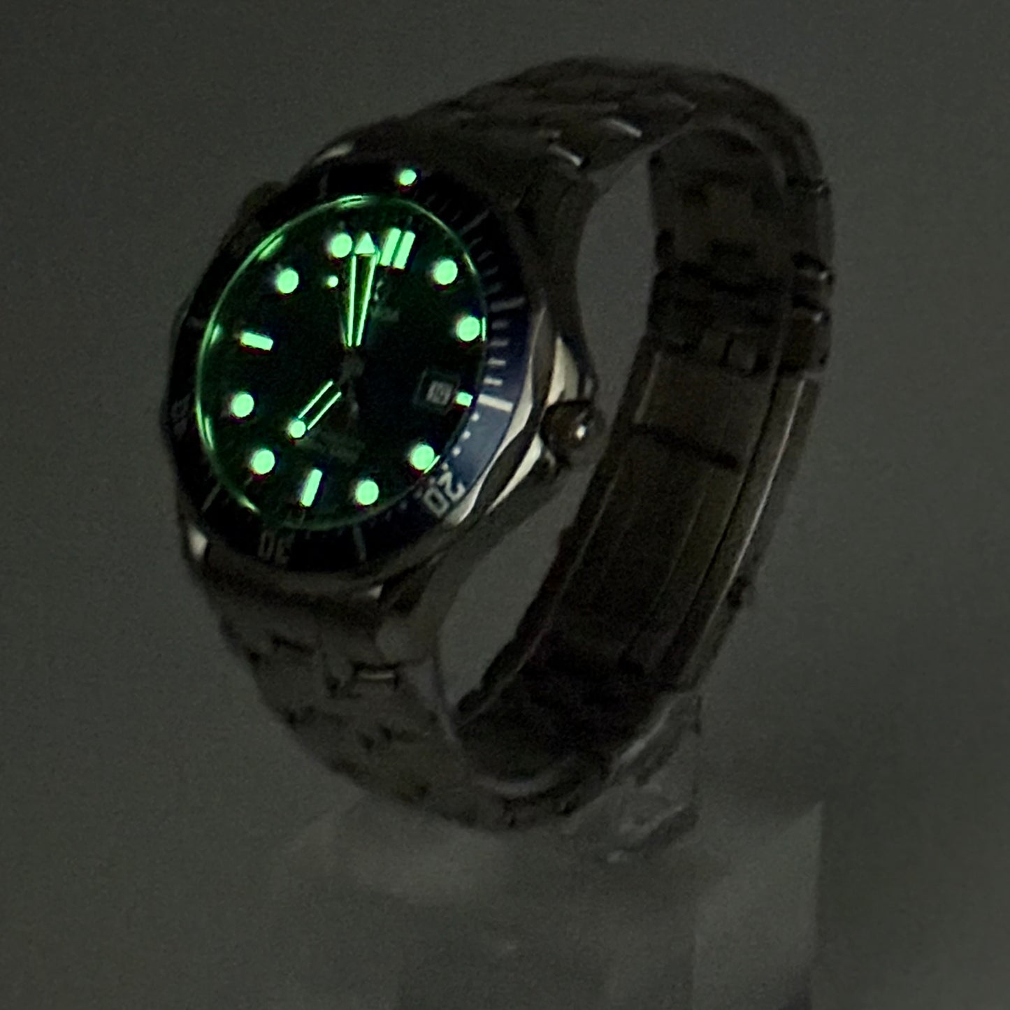 **SOLD** Omega Seamaster Professional 2221.80.00 2009 Model