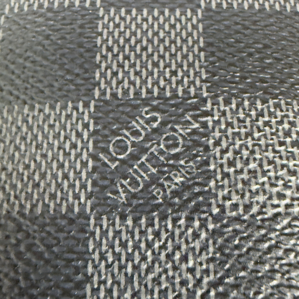 Louis Vuitton Avenue Sling Bag