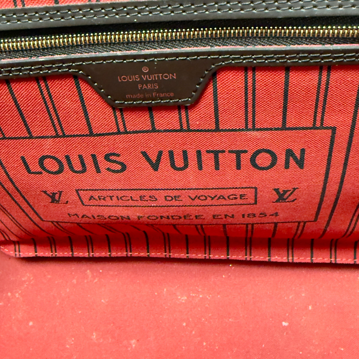 Louis Vuitton Neverfull MM Shopper Bag