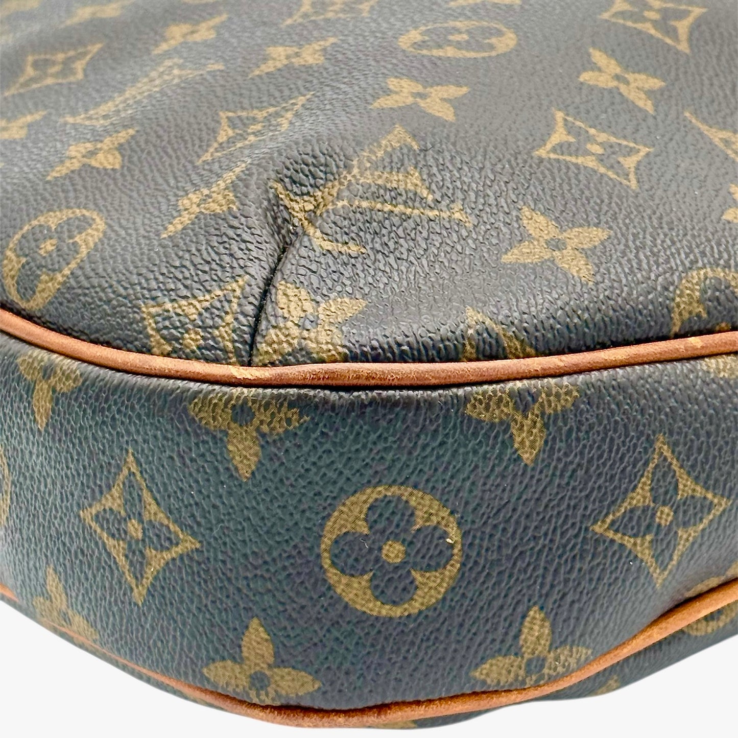 **SOLD** Louis Vuitton Odeon MM Monogram Canvas