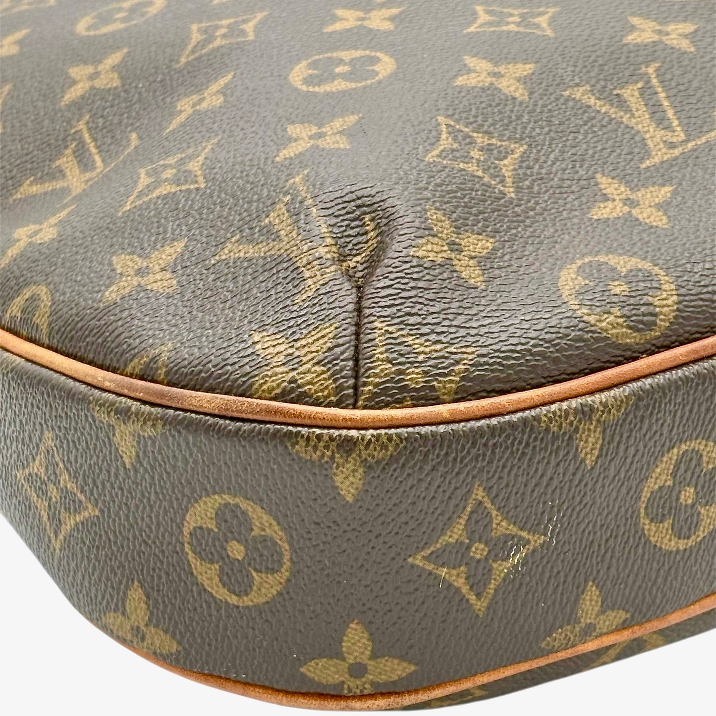 **SOLD** Louis Vuitton Odeon MM Monogram Canvas