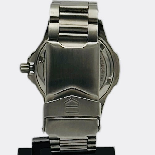 Tag Professional 4000 Series WF1212