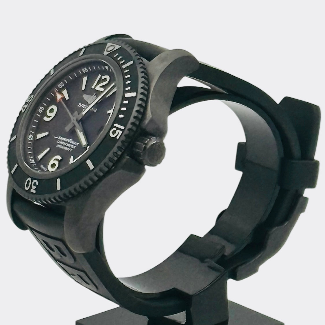 Breitling SuperOcean Chronometer 46 / M17368