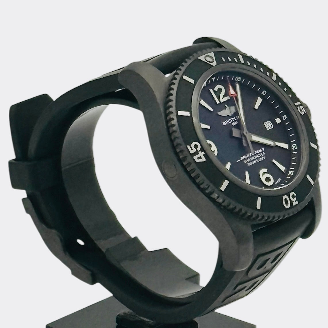 Breitling SuperOcean Chronometer 46 / M17368