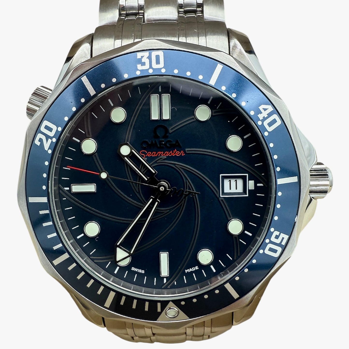 **SOLD** Omega Seamaster James Bond Casino Royale Limited Edition 2226.80.00