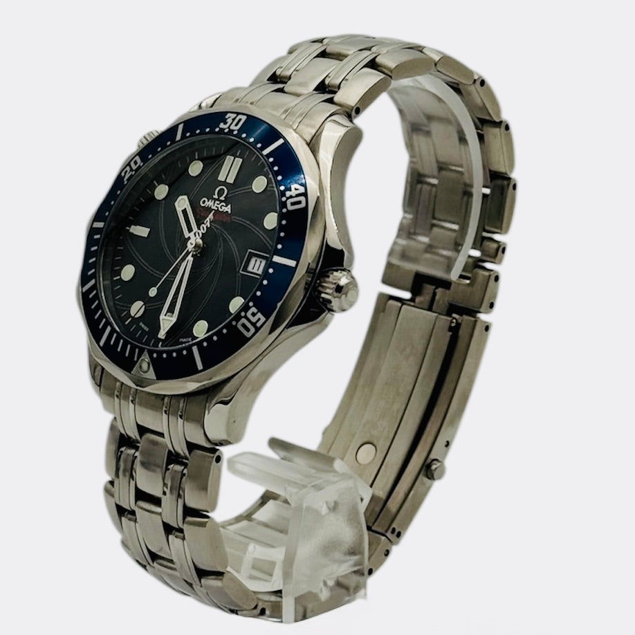 **SOLD** Omega Seamaster James Bond Casino Royale Limited Edition 2226.80.00