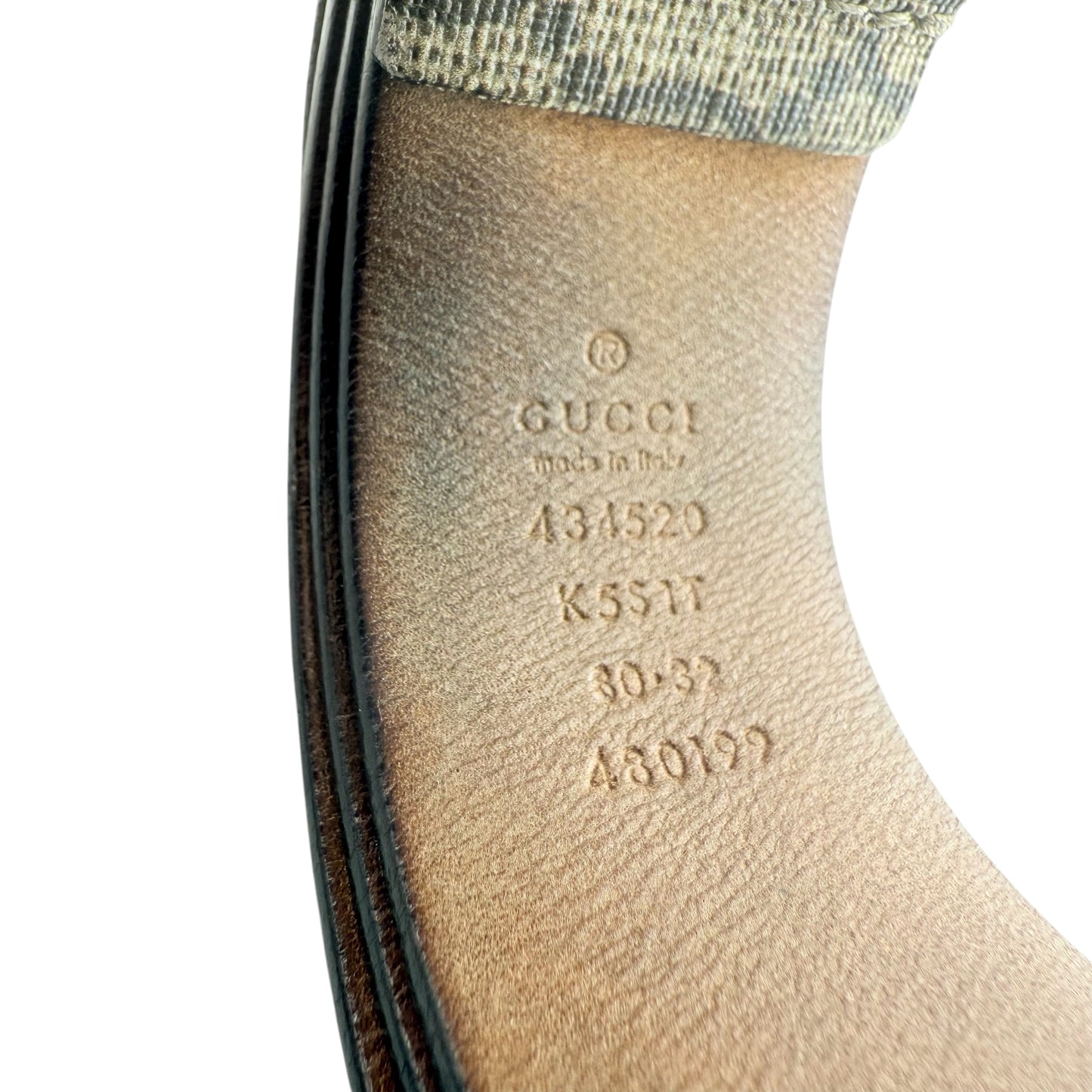 Gucci Supreme canvas belt with bumblebee design