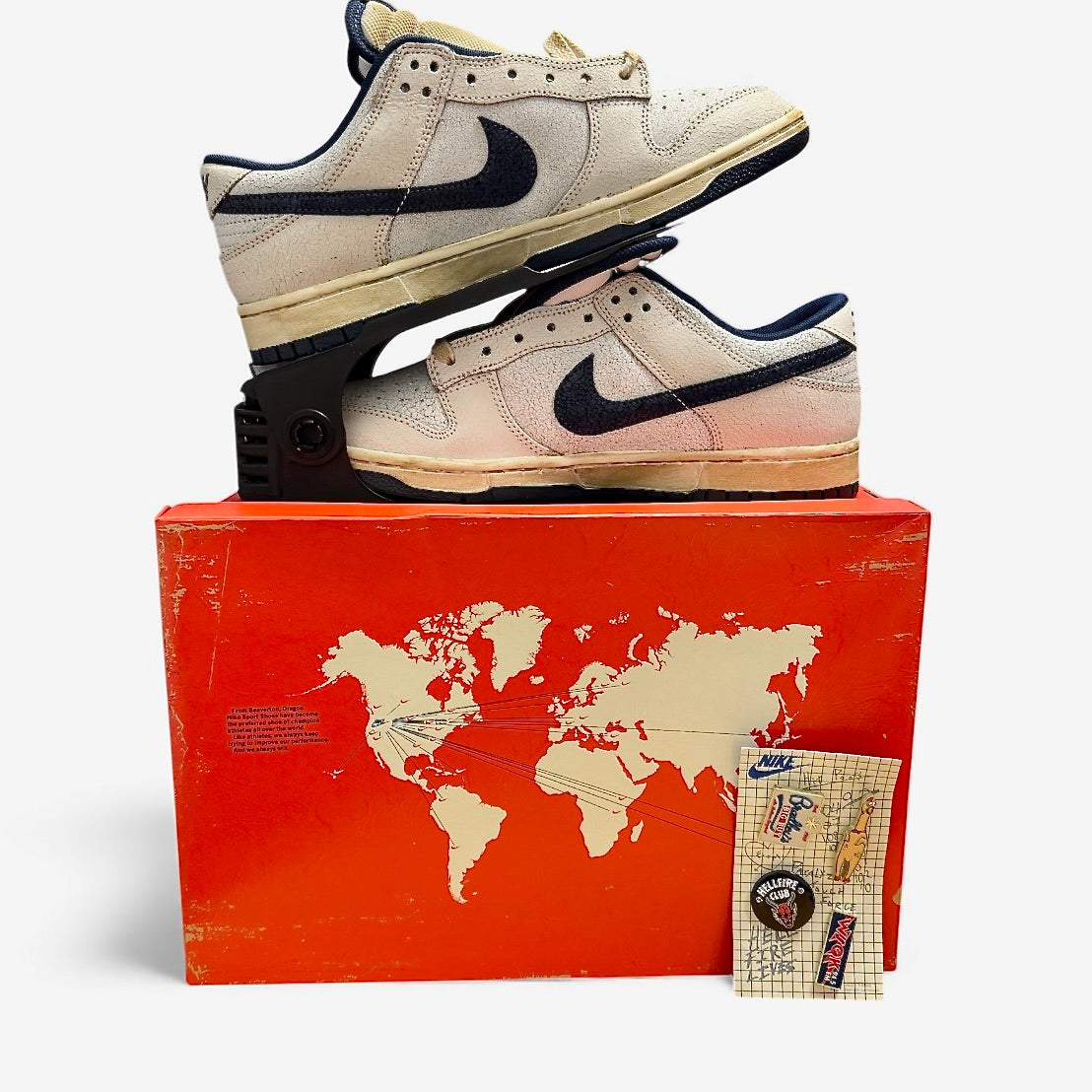 Nike dunk low stranger things phantom