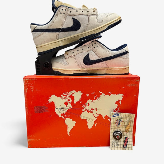 Nike dunk low stranger things phantom