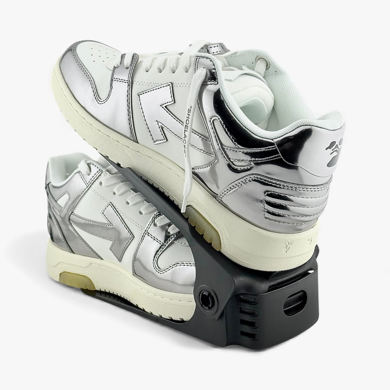 Off White – Out Of Office 'OOO'