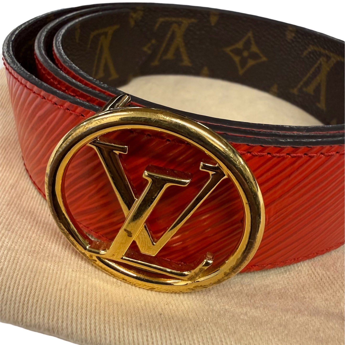 Louis Vuitton M9936 Epi Leather Reversible Belt