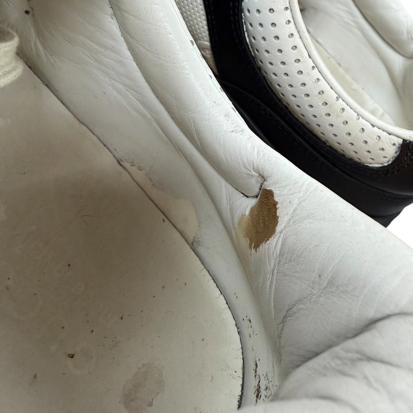 Gucci GG Embossed black &amp; white Sneakers