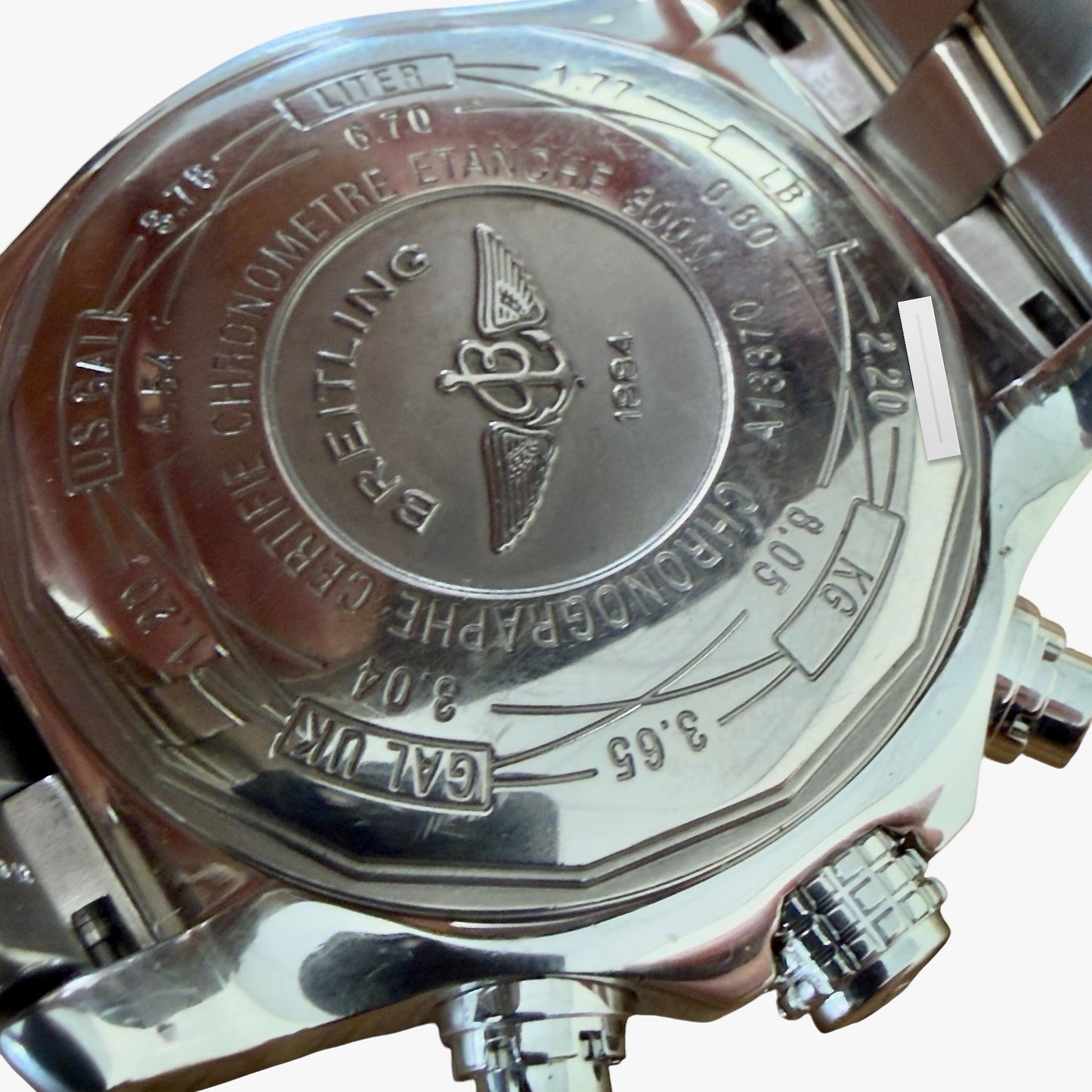 Breitling Super Avenger Chronograph / Ref A13370