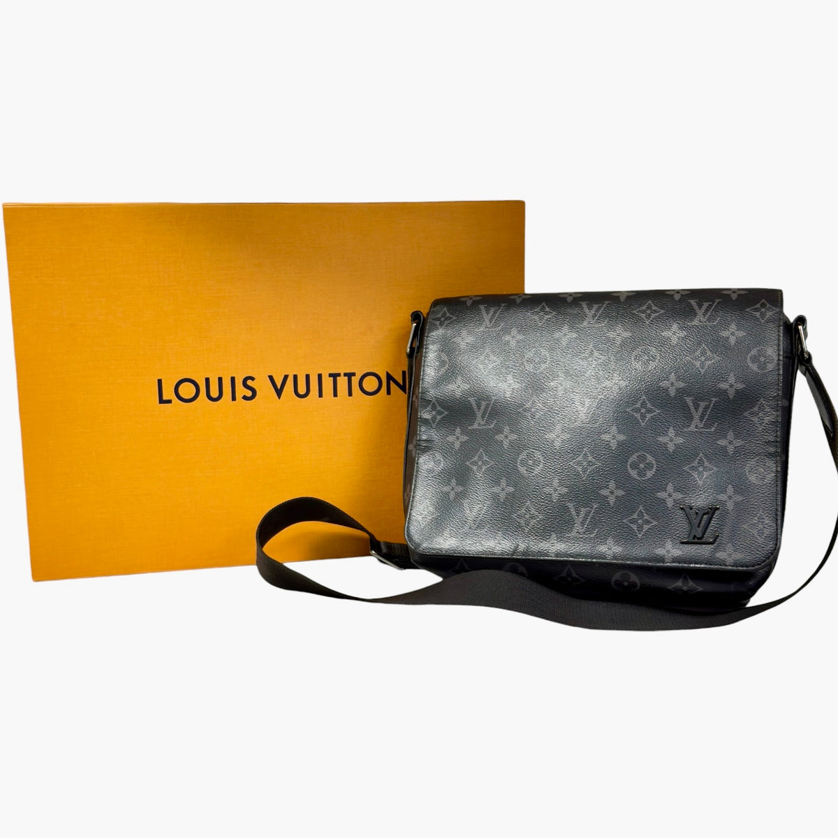 Louis Vuitton District PM (M46255) Messenger Bag