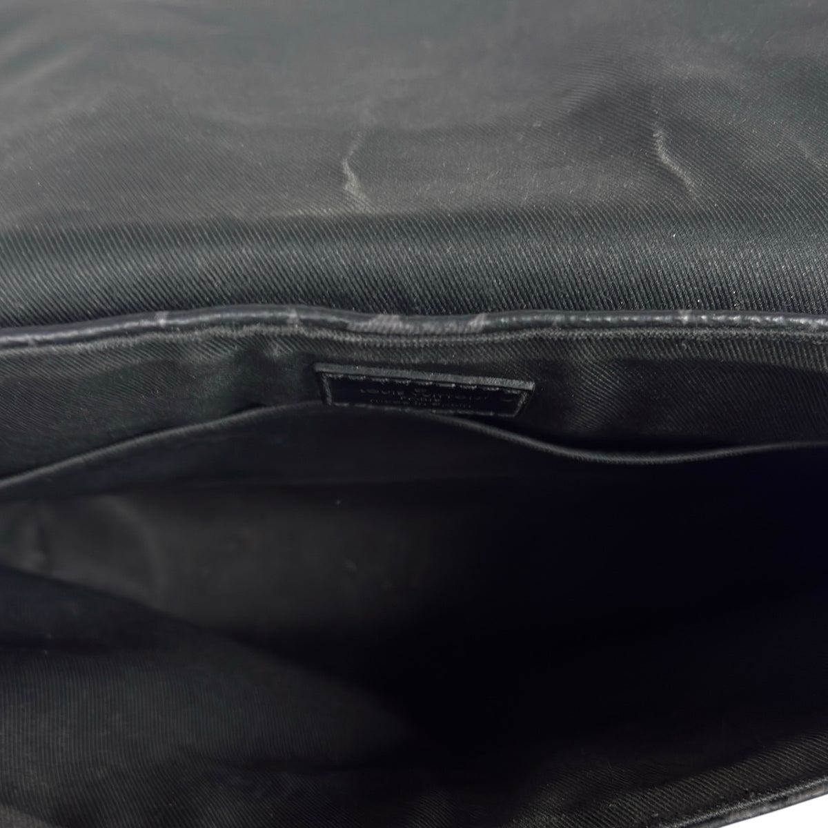 Louis Vuitton District PM (M46255) Messenger Bag