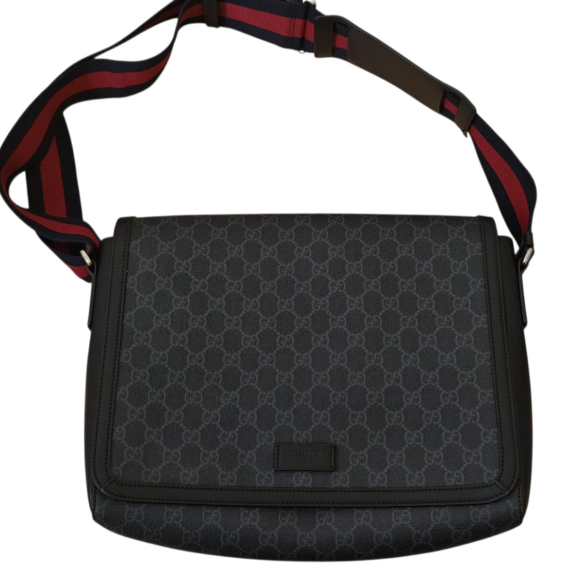 Gucci GG Supreme Flap Messenger